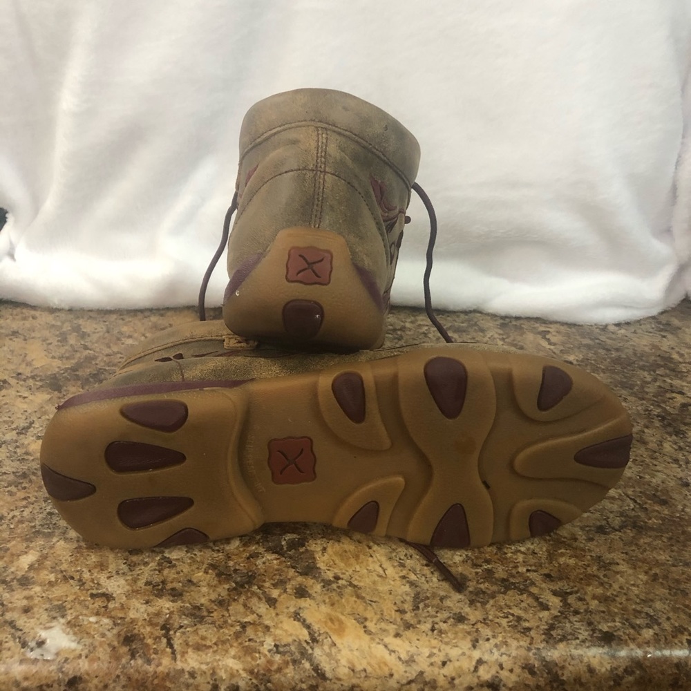 Boot Barn Twisted X leather boots embroidered